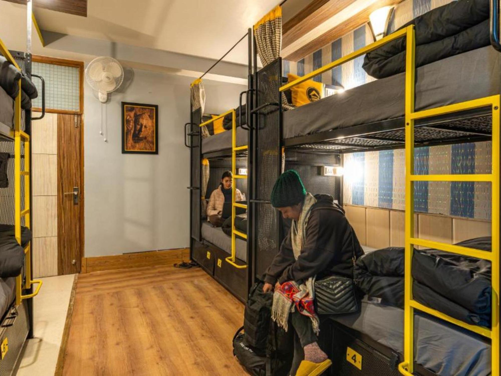 The Hosteller Mcleodganj, Mall Road McLeod Ganj Exterior foto