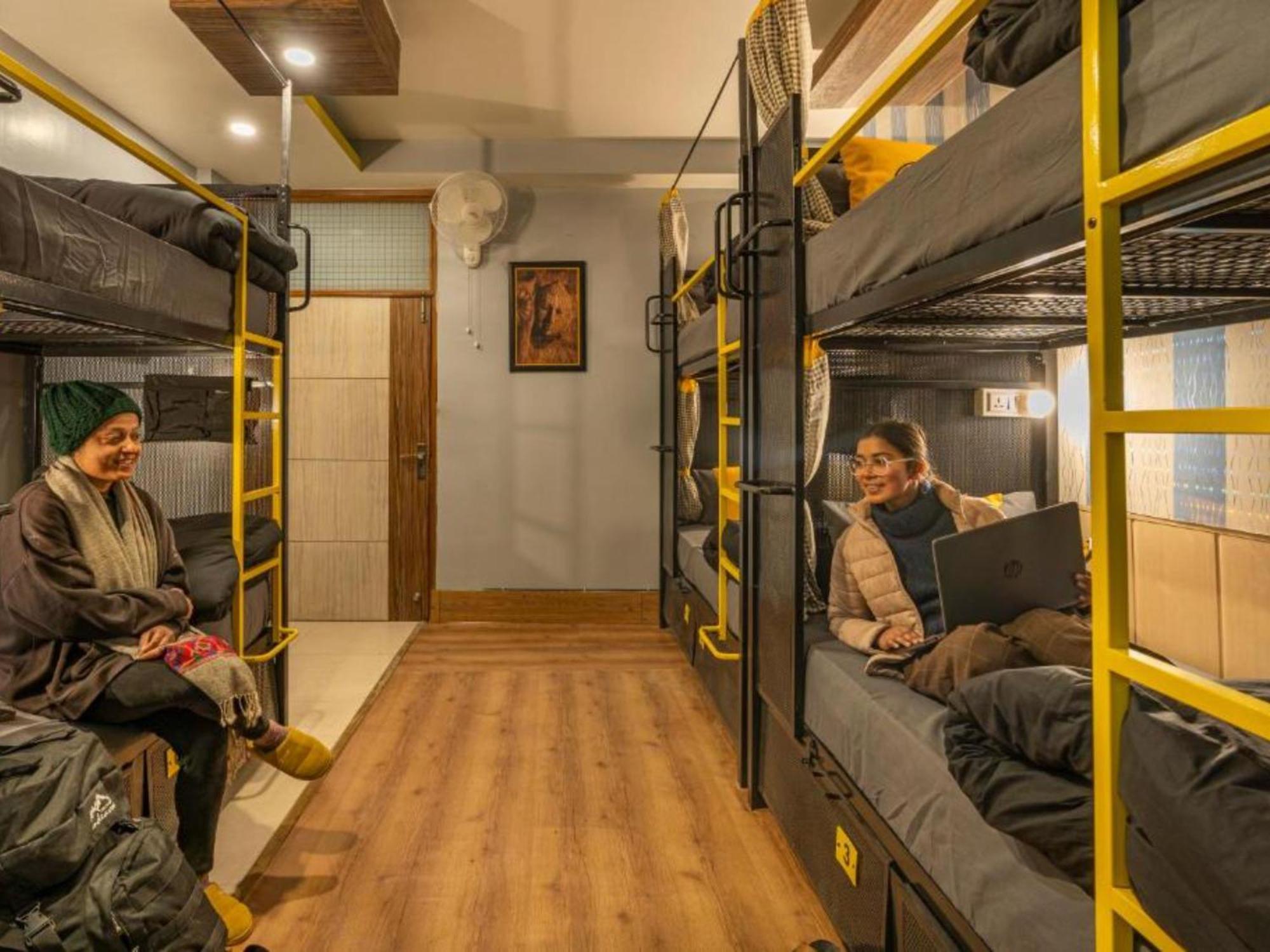 The Hosteller Mcleodganj, Mall Road McLeod Ganj Exterior foto